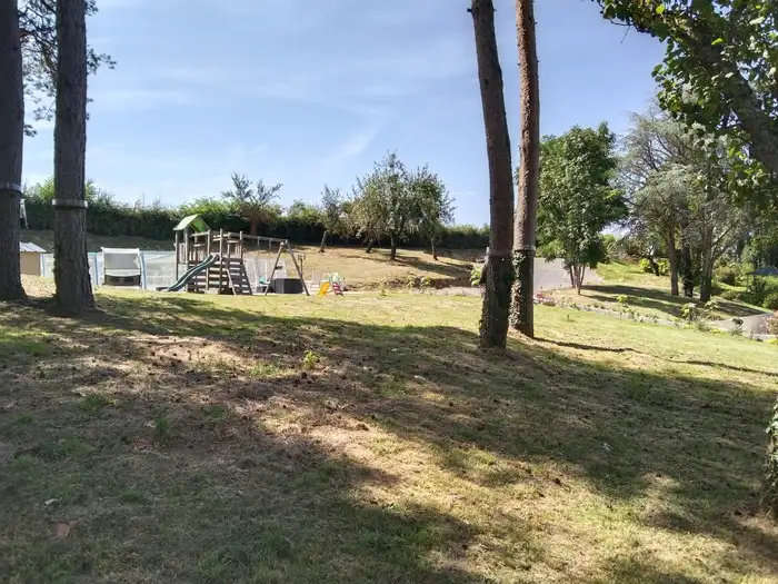 Le domaine de la plume exterieur (6)