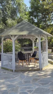 Le domaine de la plume exterieur (7)