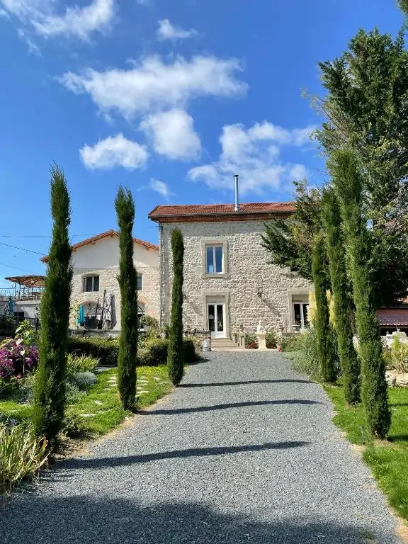 Le domaine de la plume vue exterieur